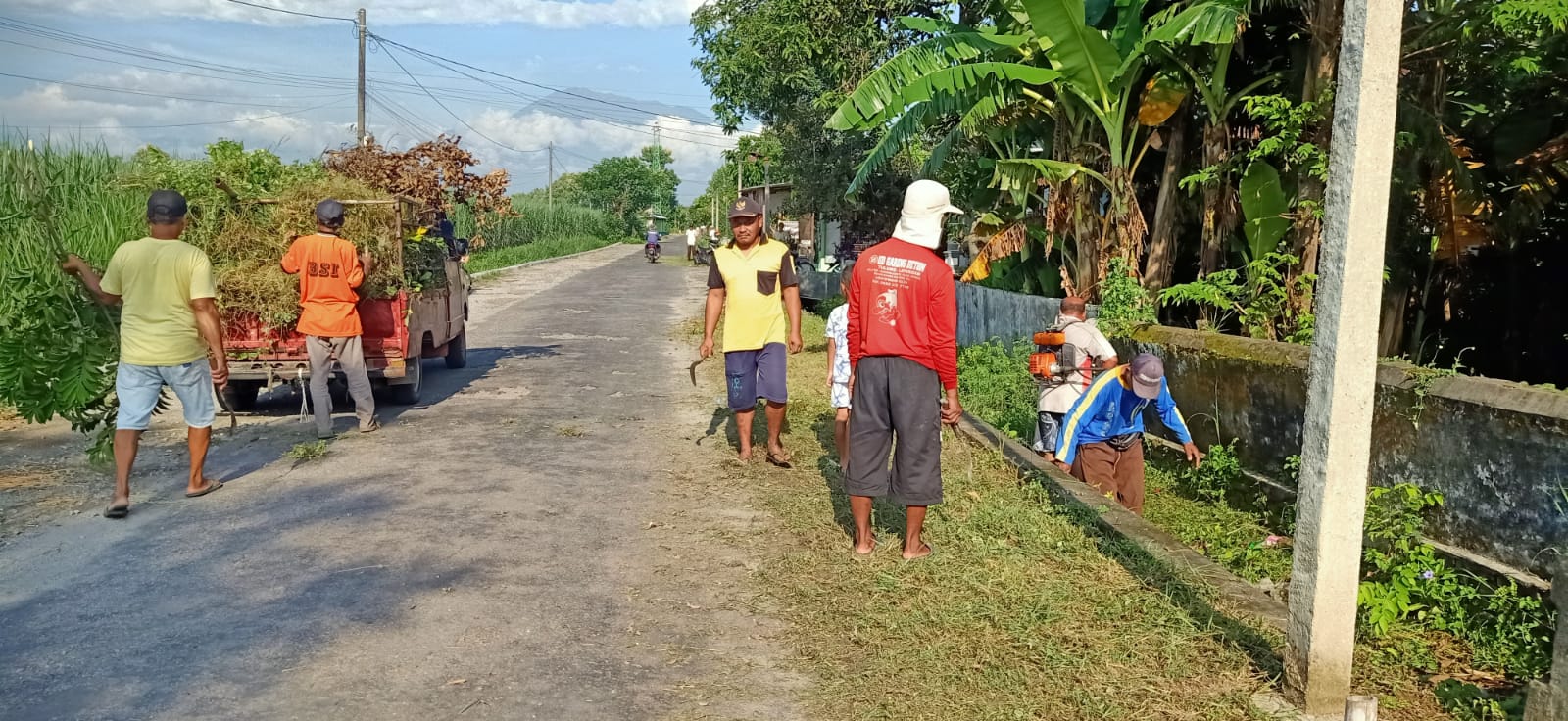 KEGIATAN KERJA BAKTI MASYARAKAT DESA KARANGREJO